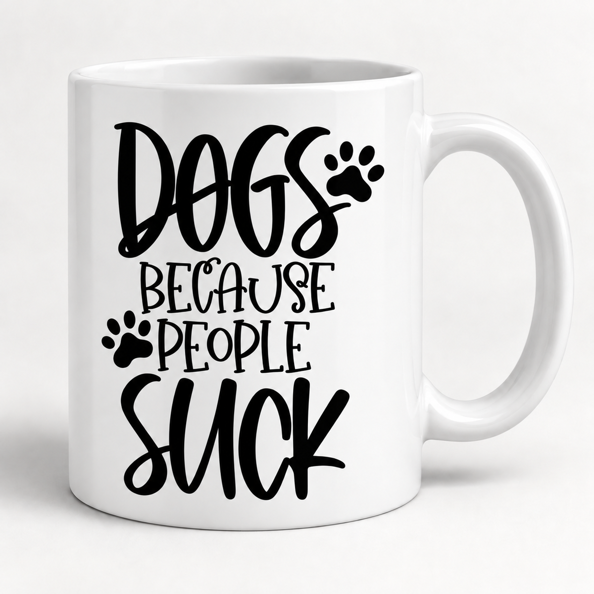 Caneca de cerâmica branca Dogs Because People Suck, 325 ml